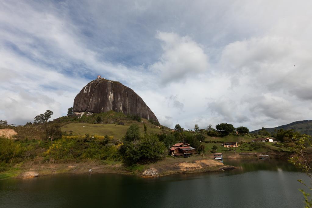 Casa Galeria Guatape Βίλα Εξωτερικό φωτογραφία